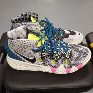 Nike Kybrid S2